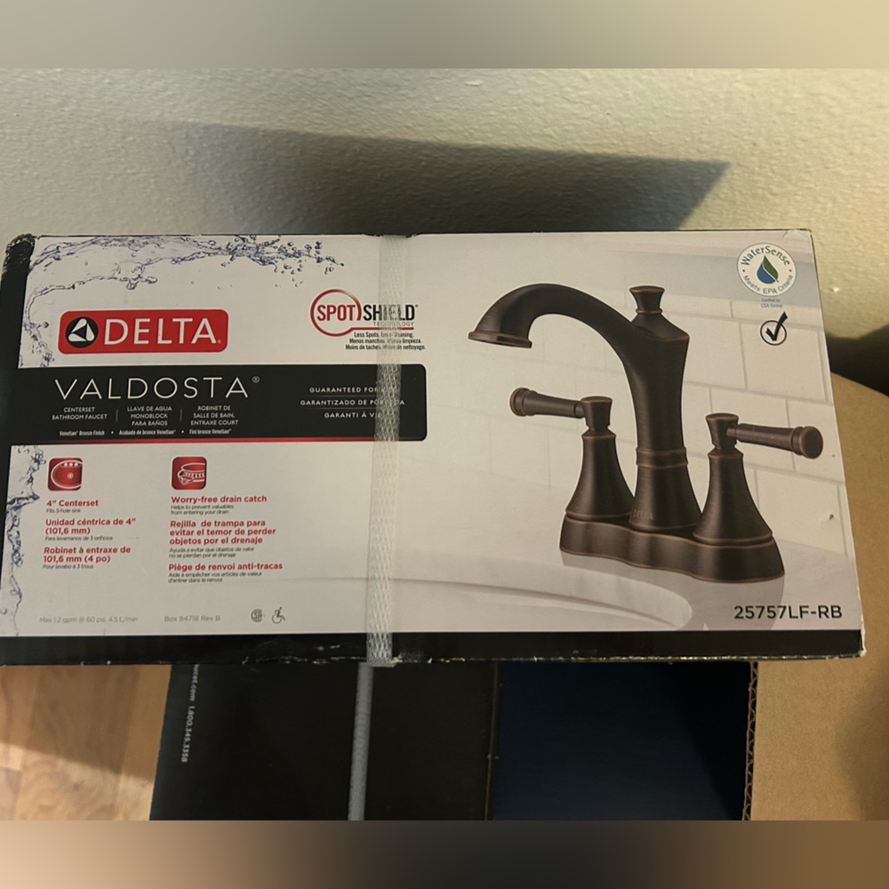 Delta Valdosta Bronze widespread Faucet